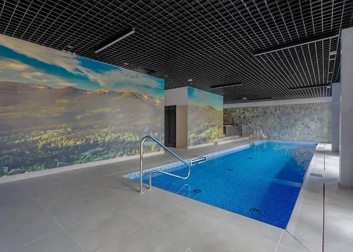 Park B31-z Dostepem Do Basenu, Sauny, Jacuzzi, Silowni 아파트 스클라르스카포렘바